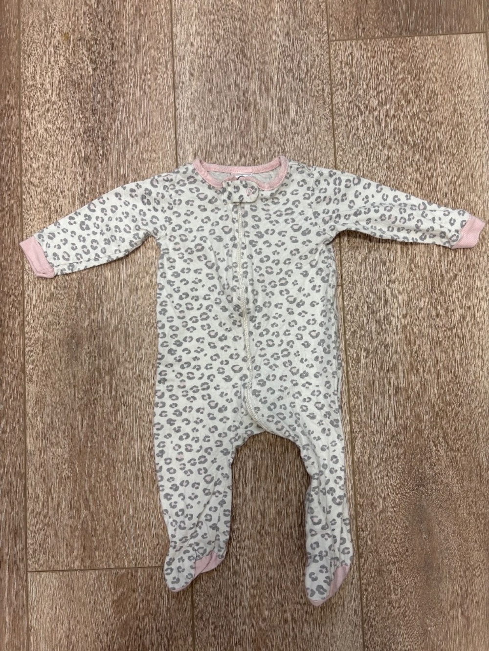 Gerber baby cheetah print long sleeve onesie